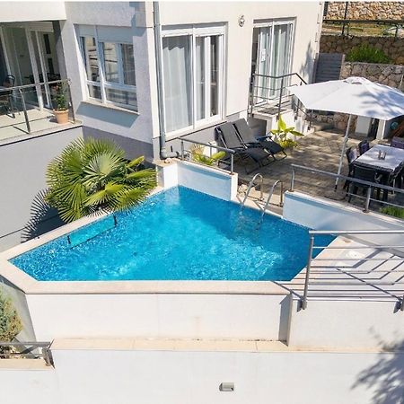 Apartment Sasso Bianco With The Private Pool Njivice Ngoại thất bức ảnh