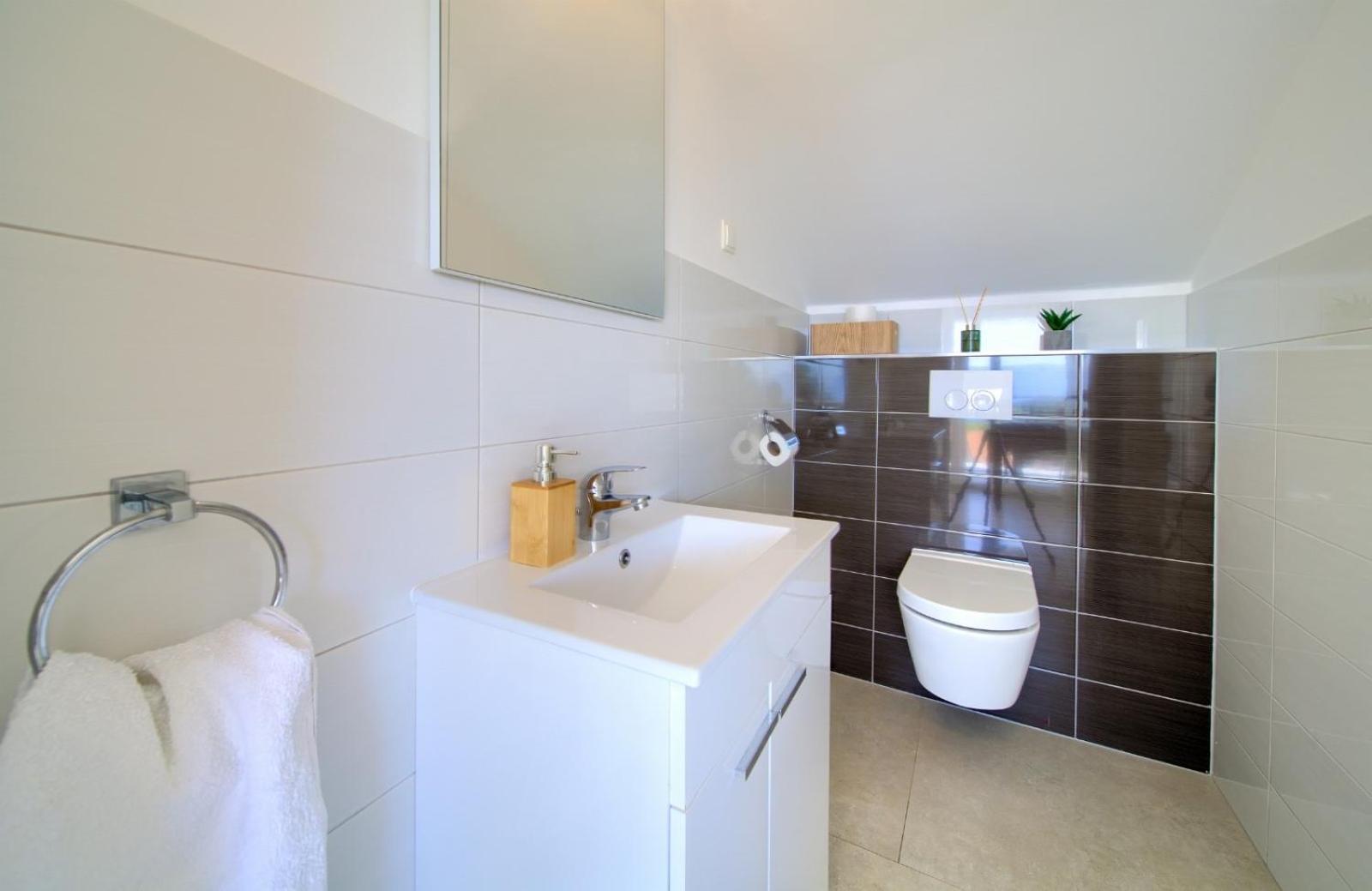 Apartment Sasso Bianco With The Private Pool Njivice Ngoại thất bức ảnh