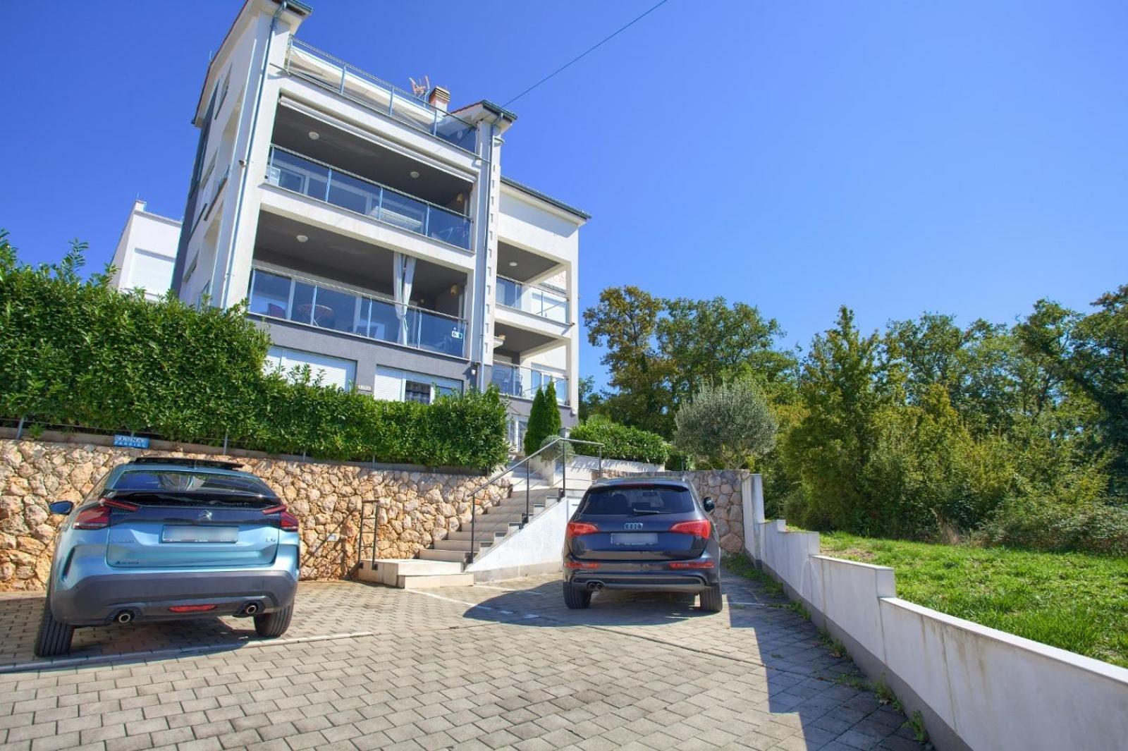Apartment Sasso Bianco With The Private Pool Njivice Ngoại thất bức ảnh