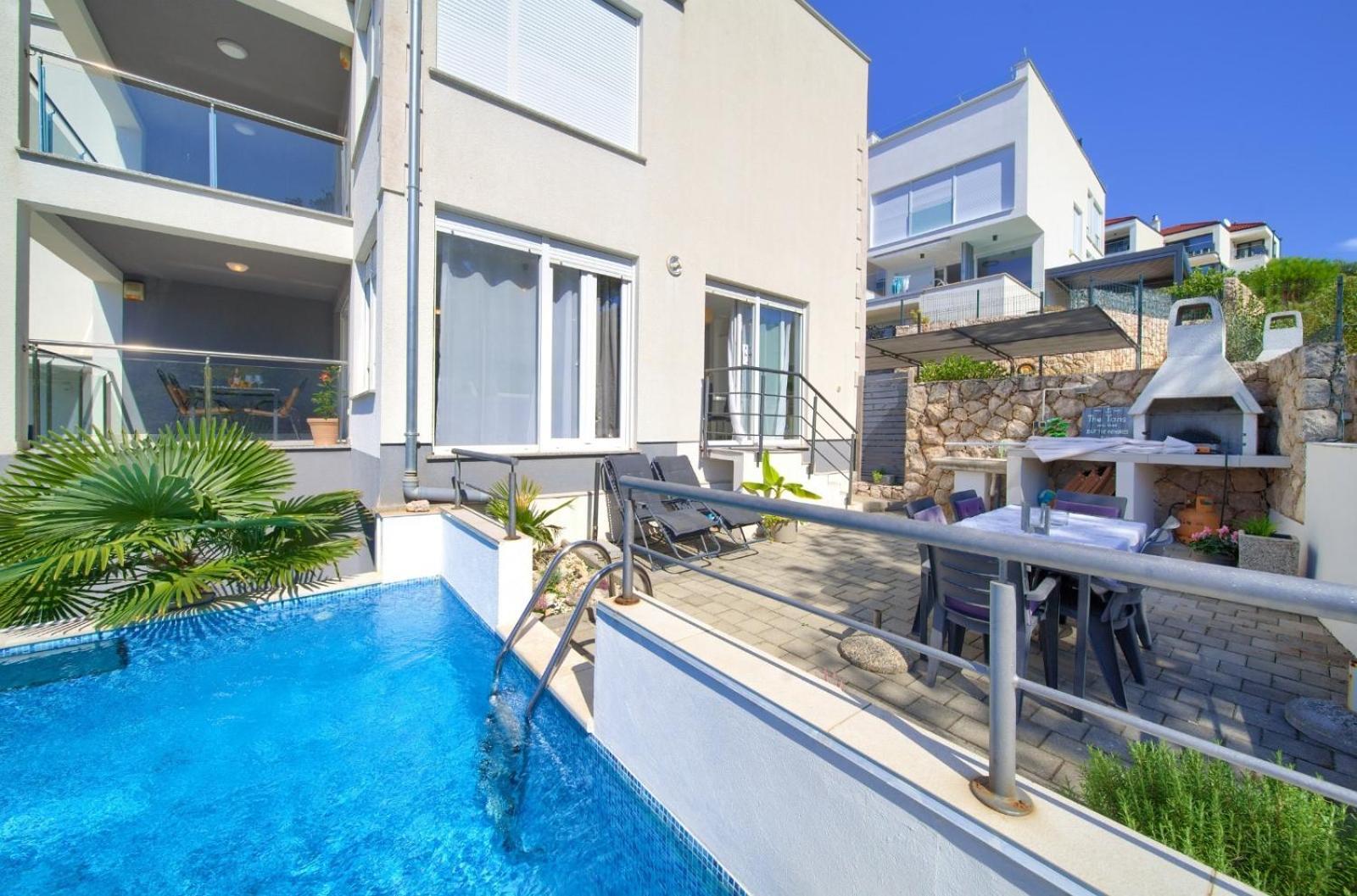 Apartment Sasso Bianco With The Private Pool Njivice Ngoại thất bức ảnh
